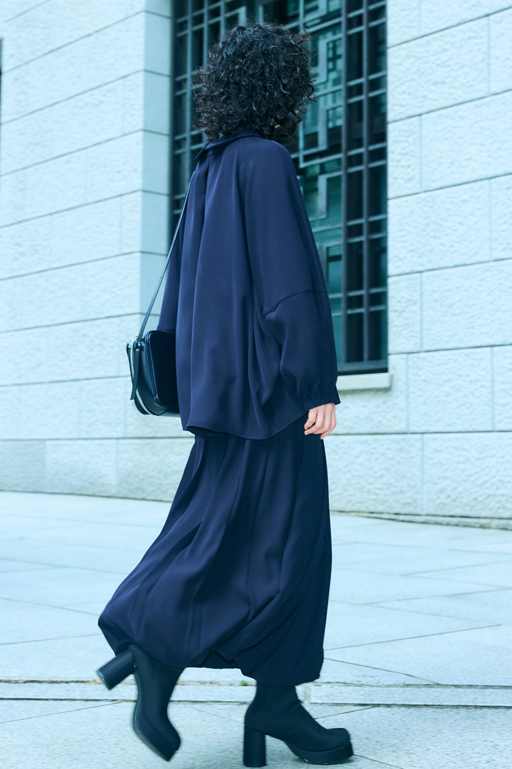 TWO-WAY SQUARE-BAG BLK 38