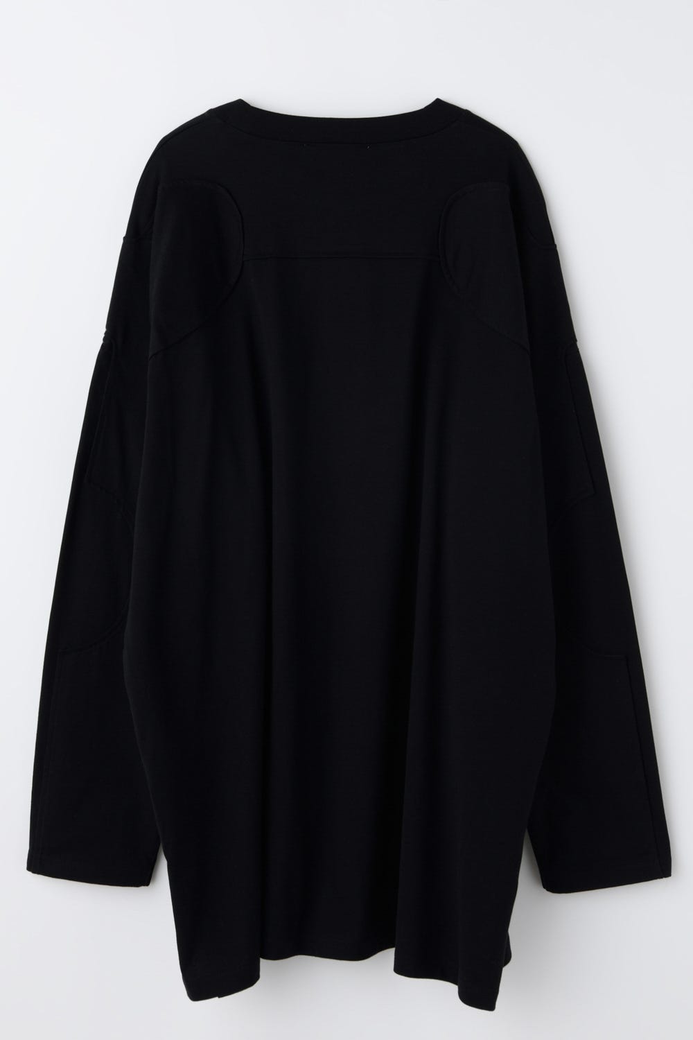 SILHOUETTE ART LONG-SLEEVE T-SHIRT BLK 38