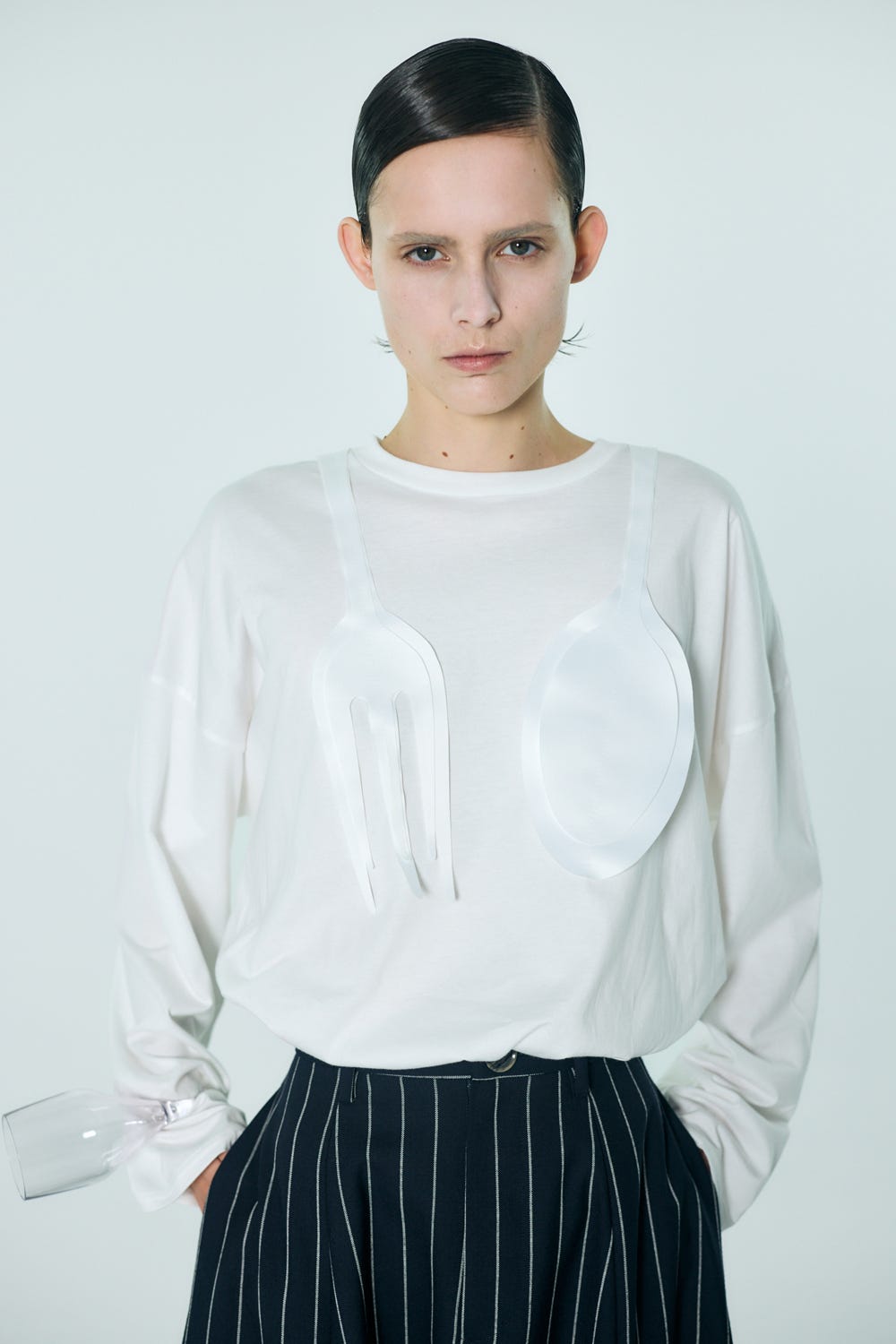 CUTLERY MOTIF LONG-SLEEVE T-SHIRT WHT 38