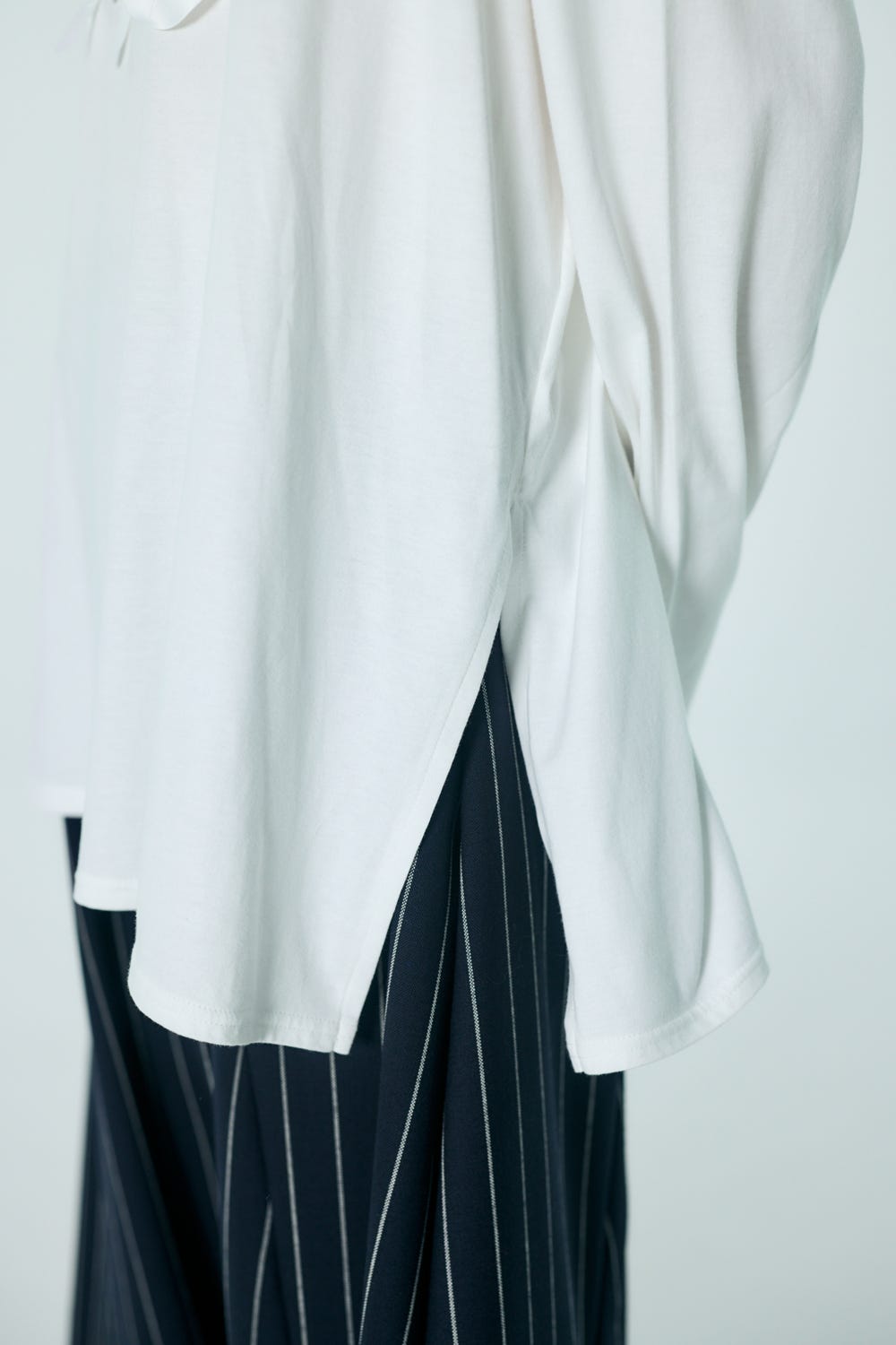 CUTLERY MOTIF LONG-SLEEVE T-SHIRT WHT 38