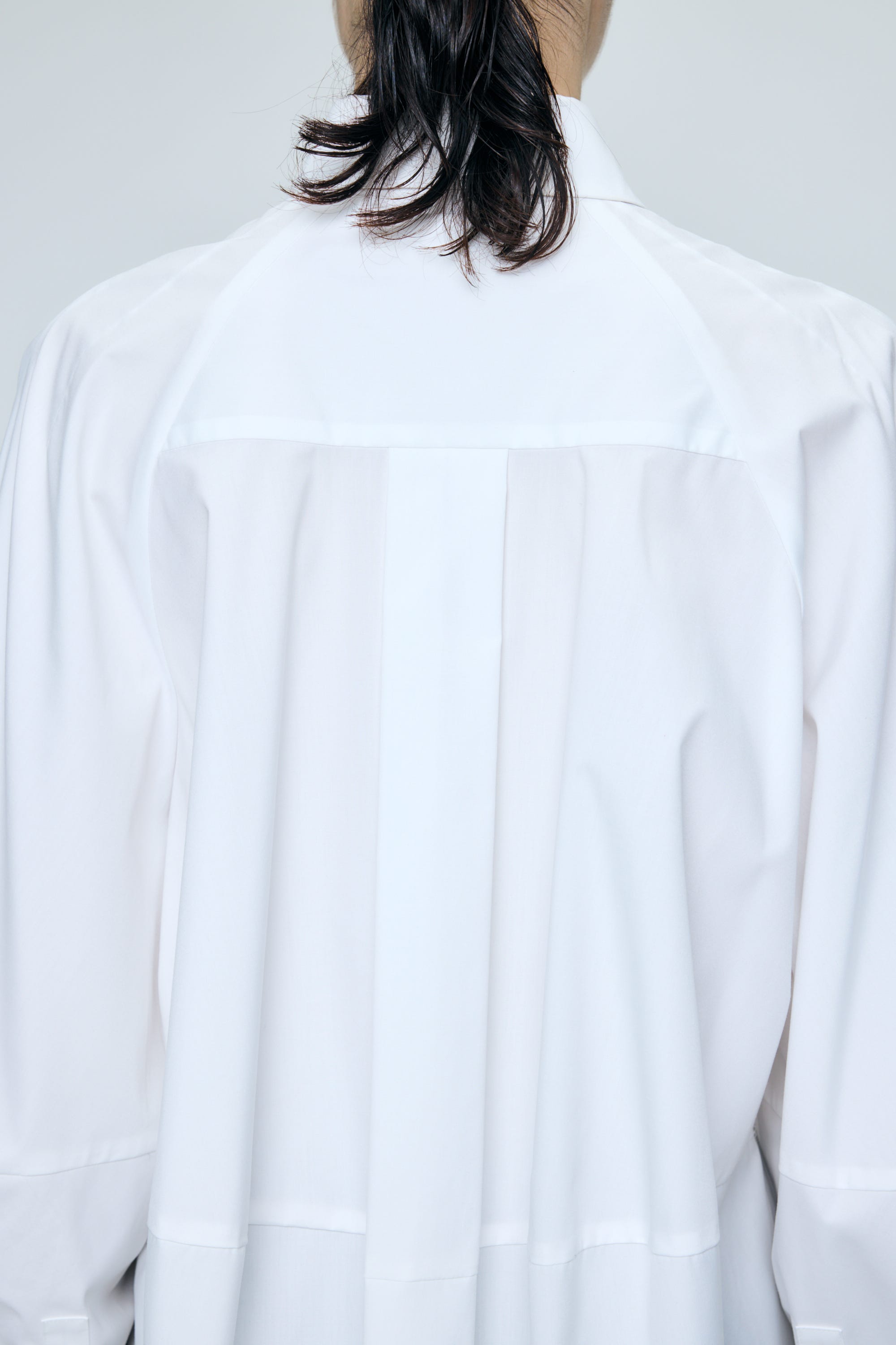 CIRCLE DORAPE SHIRT WHT 38