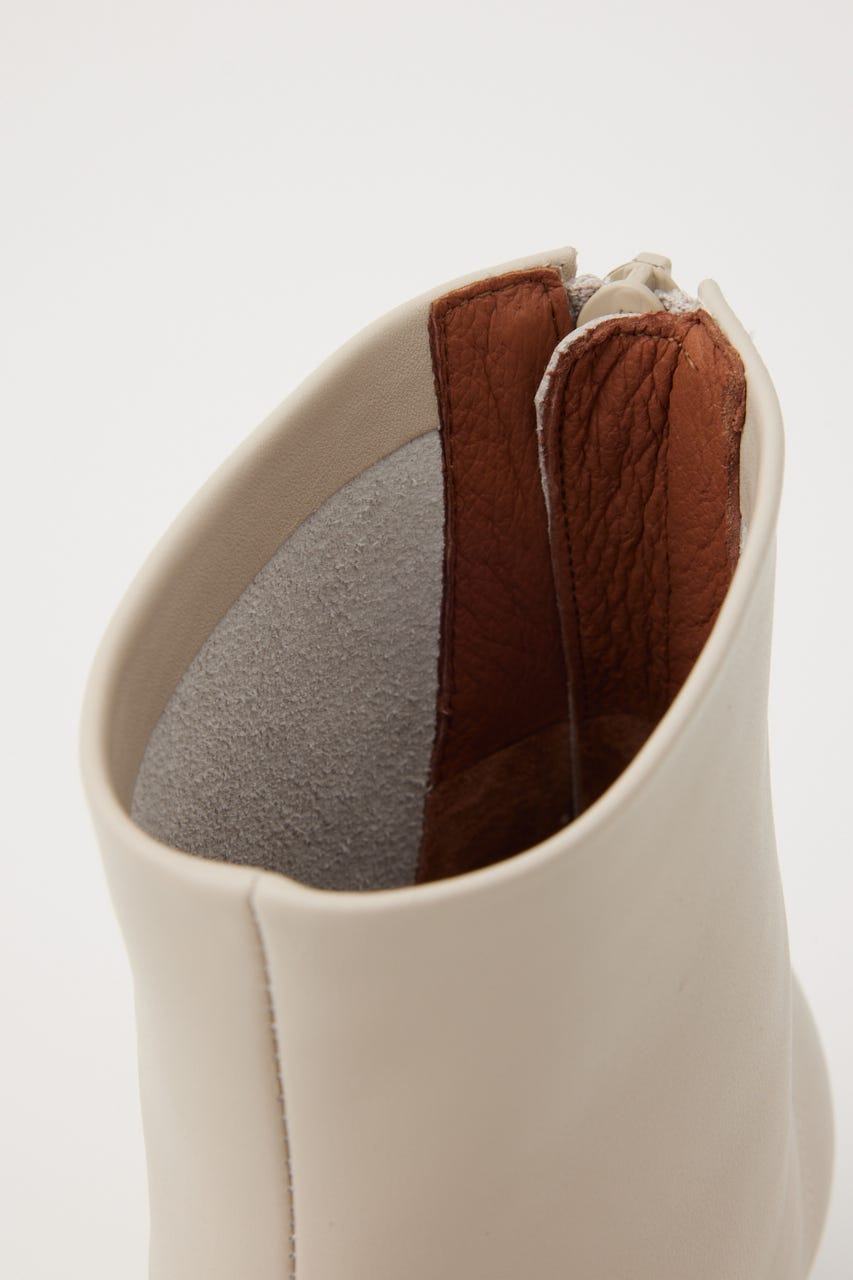 クラシカルスリムブーツ WHT 24.0cm