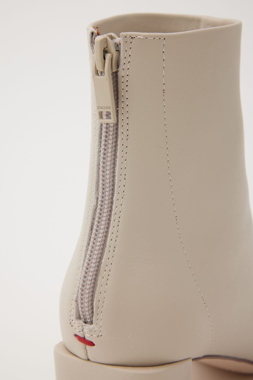 クラシカルスリムブーツ WHT 24.0cm