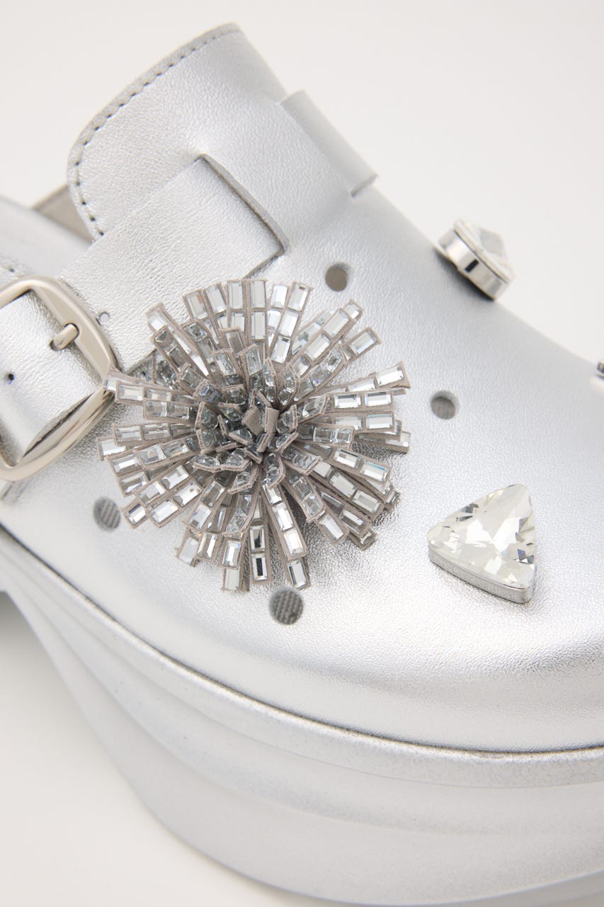 アルビジアーバンクロッグサンダル SLV 22.0cm