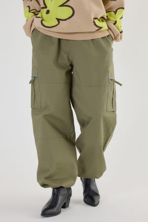 POCKET ZIP CARGOパンツ