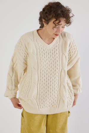 Vネックモールニットトップス