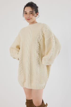 ケーブルモールニットワンピース