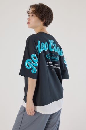 フェイクレイヤードスクリプトロゴ Tシャツ