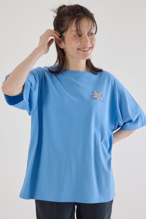フラワークロスパッチTシャツ