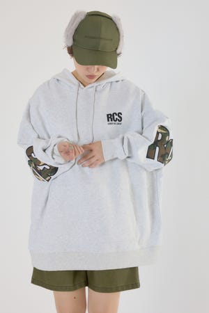 ロゴアップリケルーズパーカー