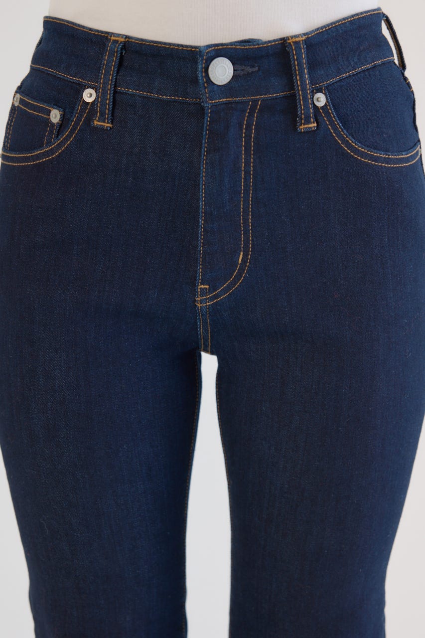 新品未使用　RODEO CROWNS　脚長効果フレアーデニムパンツ Beautiful フレアデニム（デニムパンツ）｜RODEO CROWNS WIDE