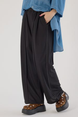 パイピングイージーパンツ