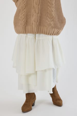 ランダムティアードスカート