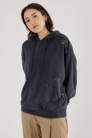 スタッズパーカー