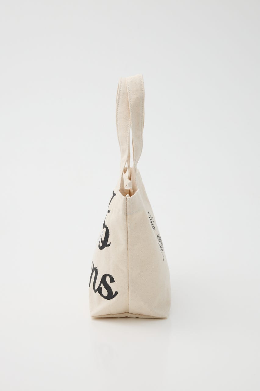 GHOST BEAR TOTE O/WHT FREE