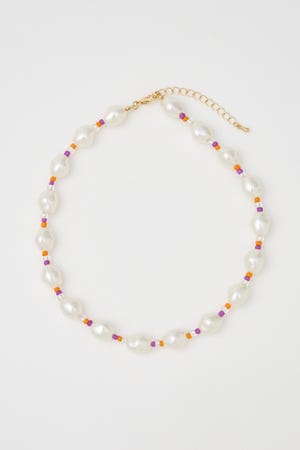 フェイクパールビーズネックレス