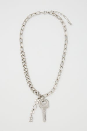 キーモチーフネックレス