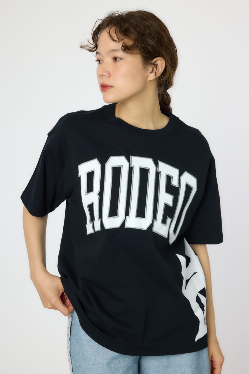 ライオンがおー！♦︎ RODEO CROWNS WIDE BOWL | ネオンロゴTシャツ (Tシャツ