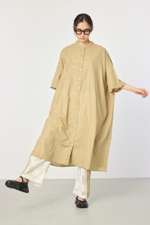 バンドカラールーズワンピース