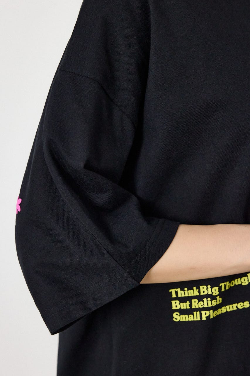 フラワースクリプトロゴ5分袖Tシャツ BLK FREE