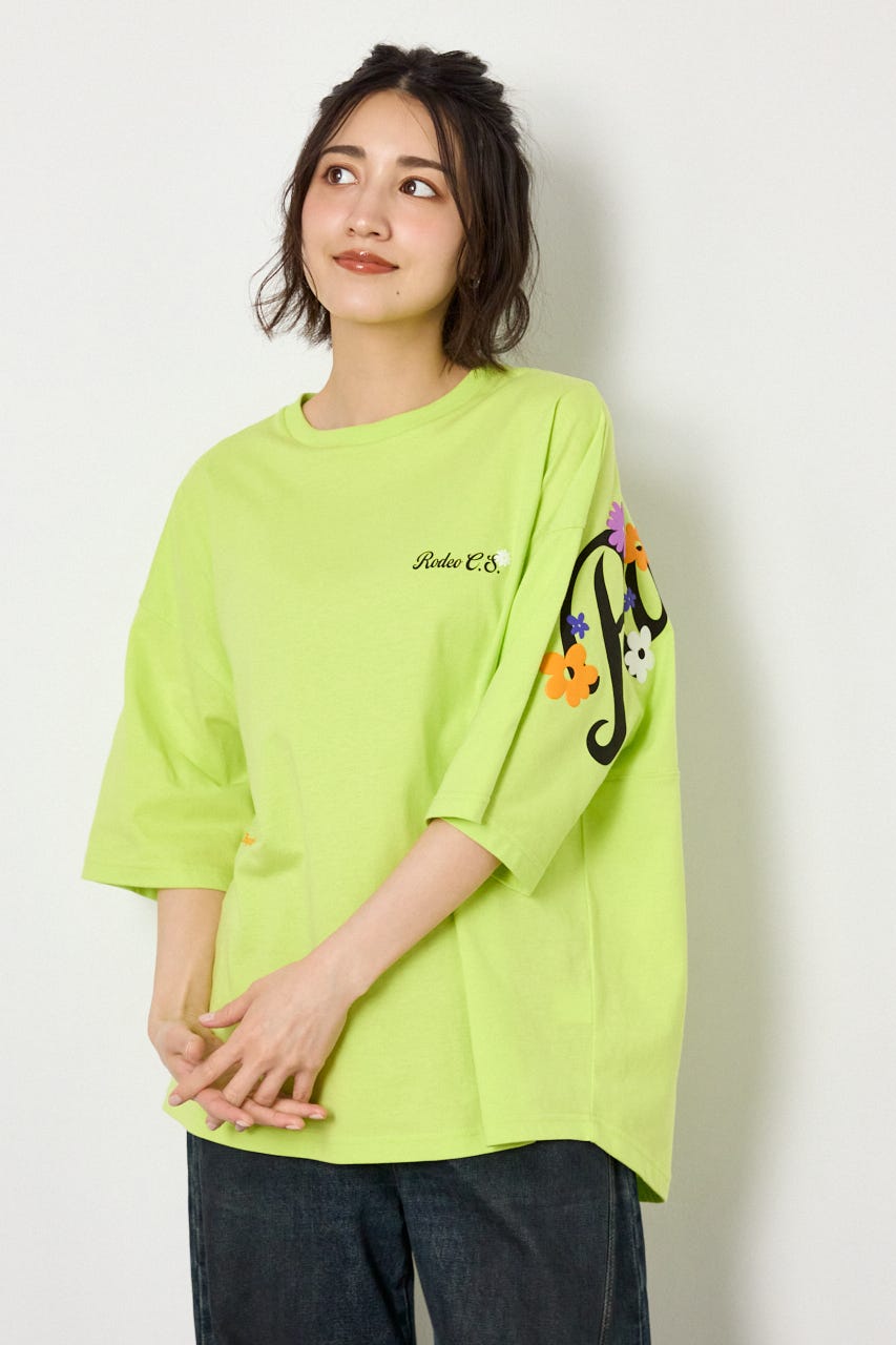 フラワースクリプトロゴ5分袖Tシャツ LIME FREE