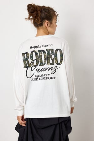 ホットフィットスタッズロゴロングTシャツ