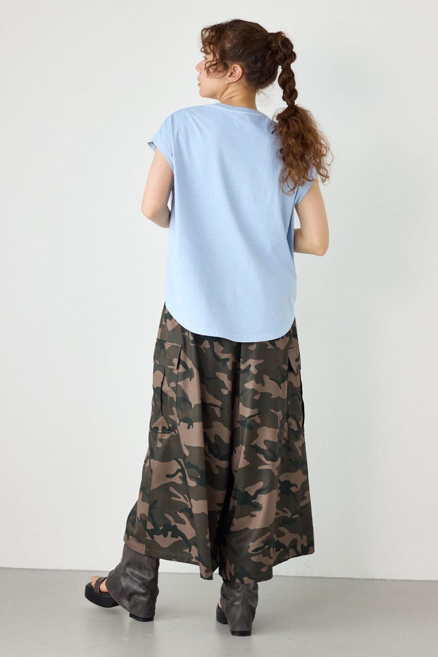 ロゴスタッズトップス BLU FREE