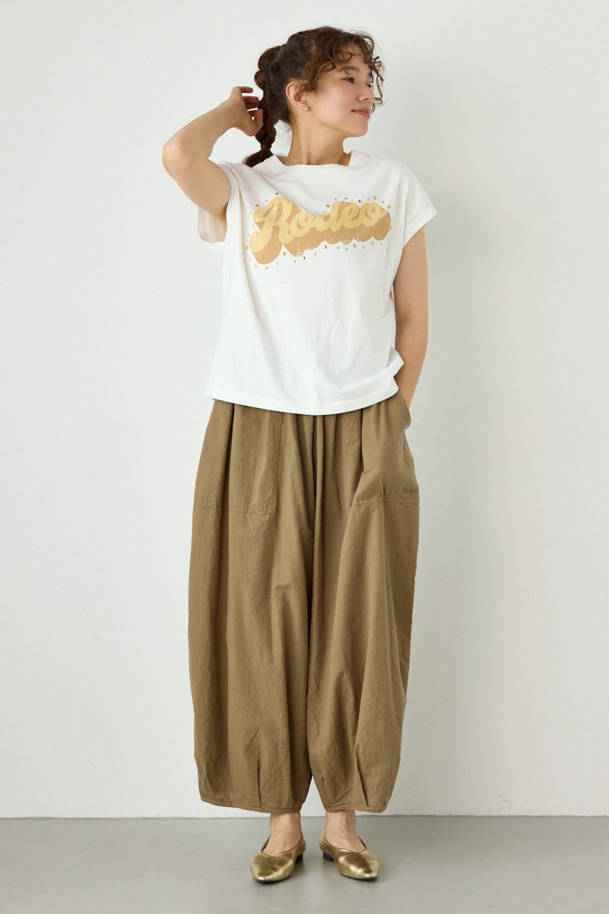 ロゴスタッズトップス O/WHT FREE