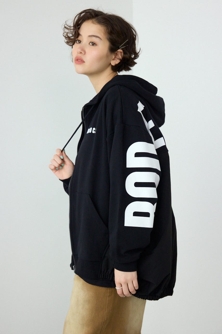 【SS先行アイテム】ドッキングロゴZIPパーカー BLK FREE