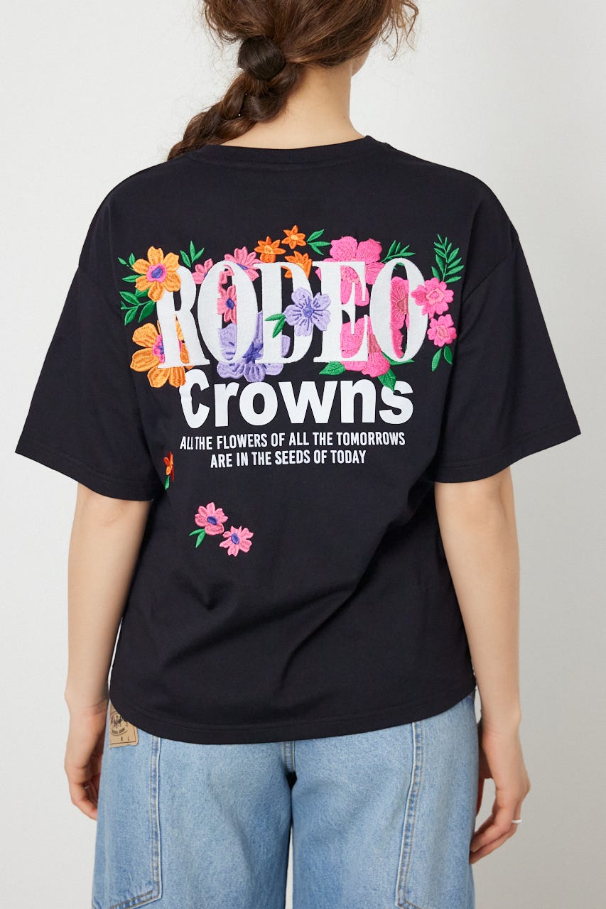 Flower Bloom Embroidery Tシャツ BLK S