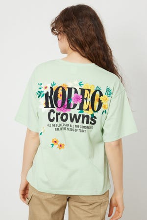 Flower Bloom Embroidery Tシャツ