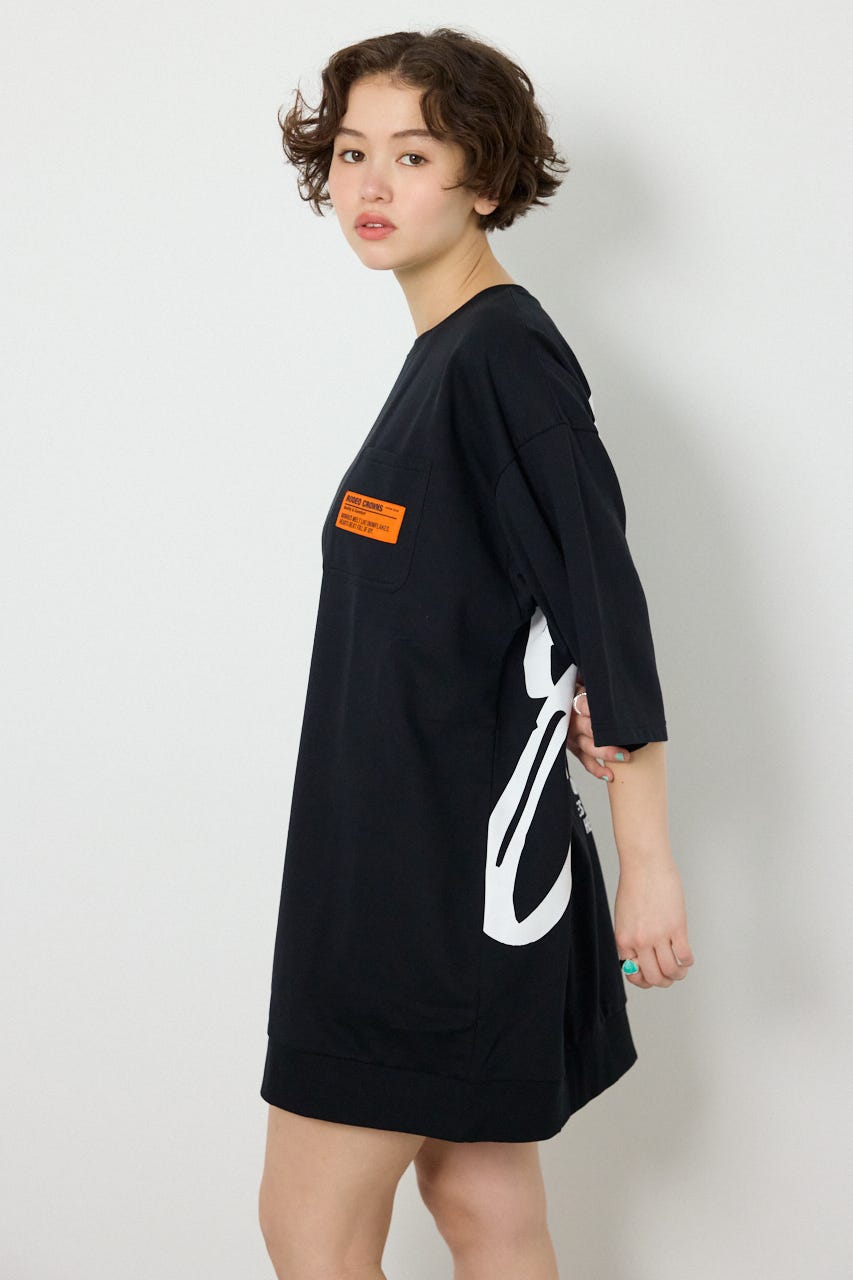 【SS先行アイテム】ペイントロゴハーフスリーブワンピース BLK FREE