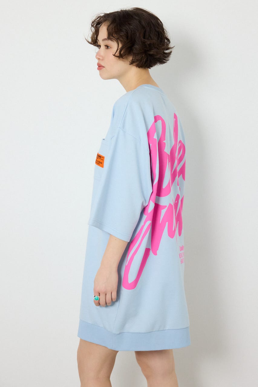 【SS先行アイテム】ペイントロゴハーフスリーブワンピース SAX FREE