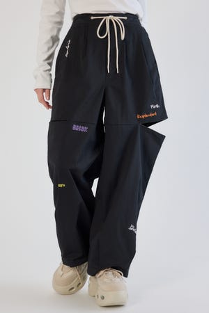 embroideryサイドジップパンツ