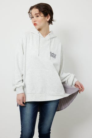 バックプリーツロゴパーカー