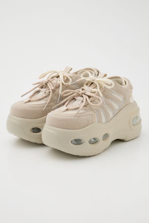 ボリュームソールベルトスニーカー