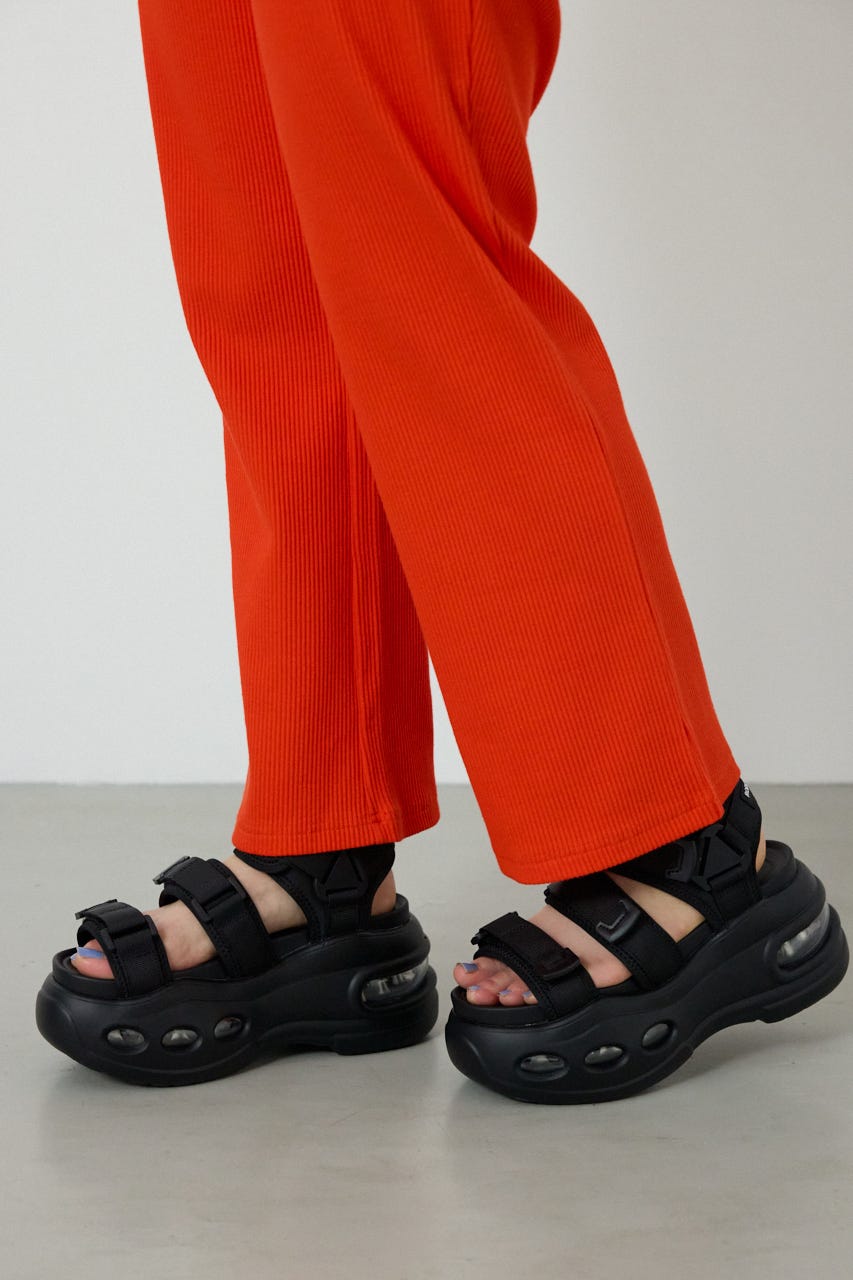 【SS先行アイテム】ボリュームソール テープサンダル BLK L