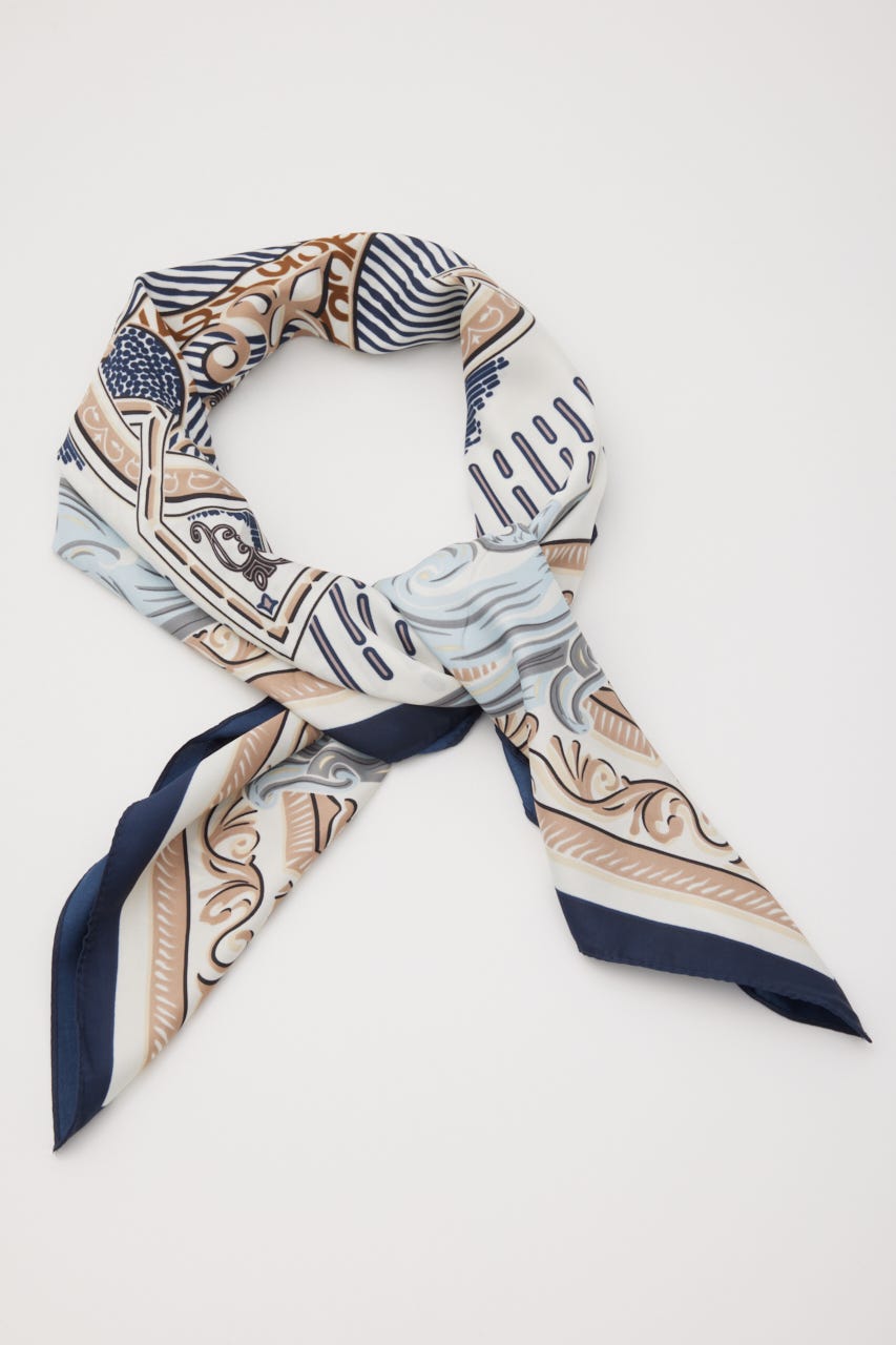 クラシカルビッグスカーフ 柄WHT FREE