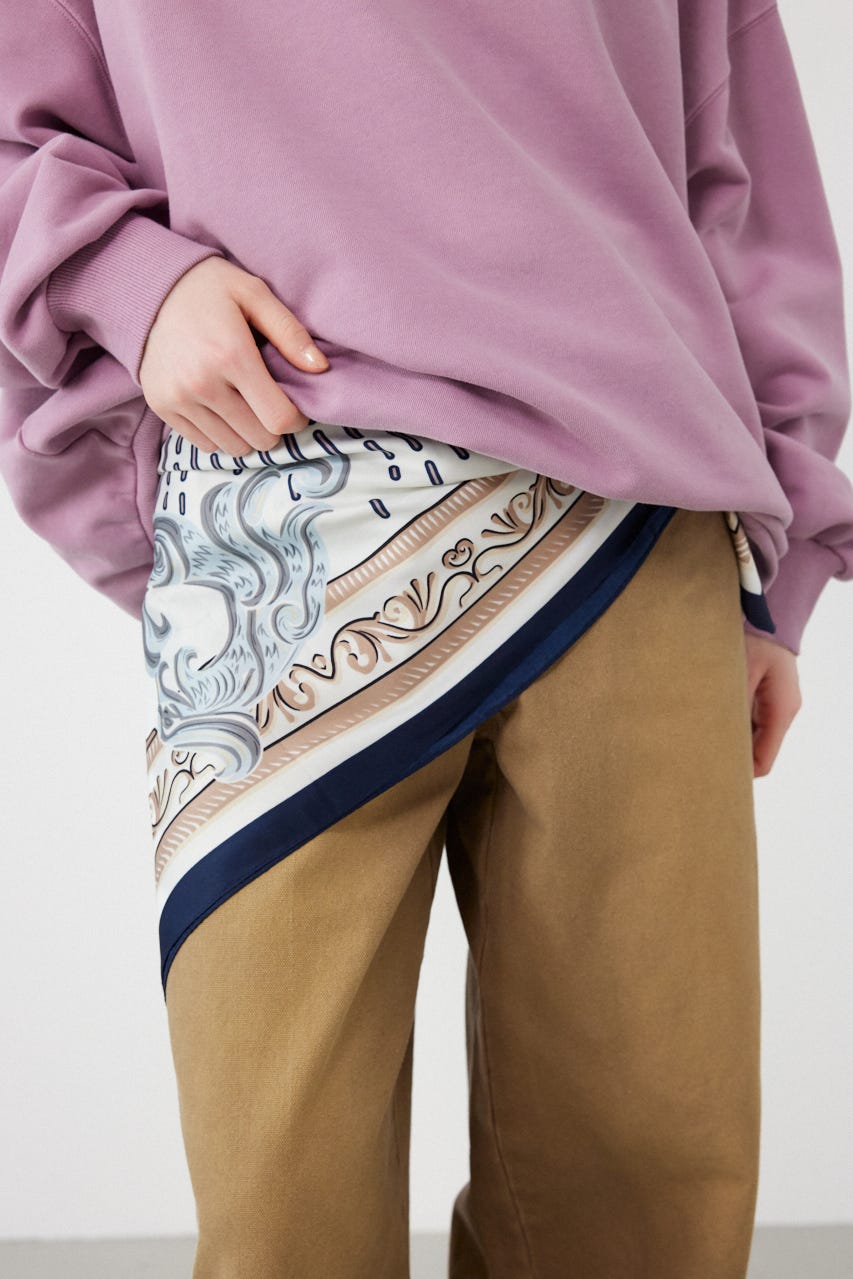 クラシカルビッグスカーフ 柄WHT FREE