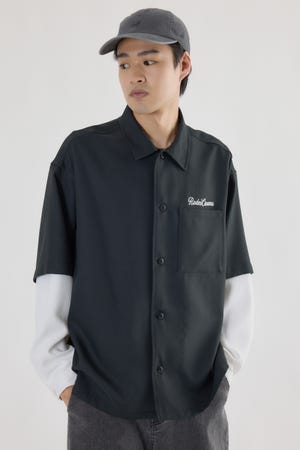 バックロゴレイヤードシャツ