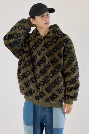 オールオーバーロゴファーブルゾン