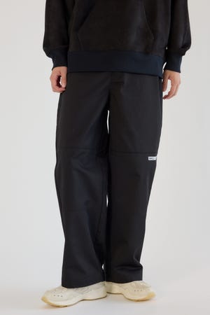 utilityダブルニーパンツ