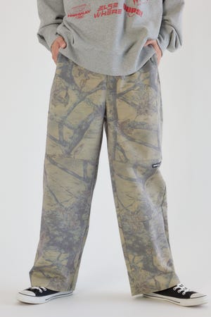 utilityダブルニーパンツ