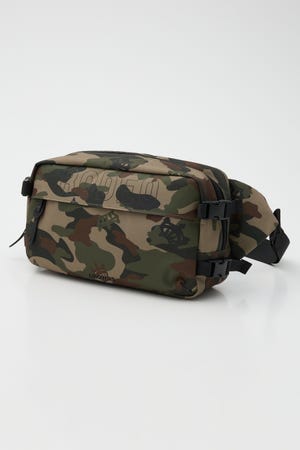 ロゴボディーバッグ