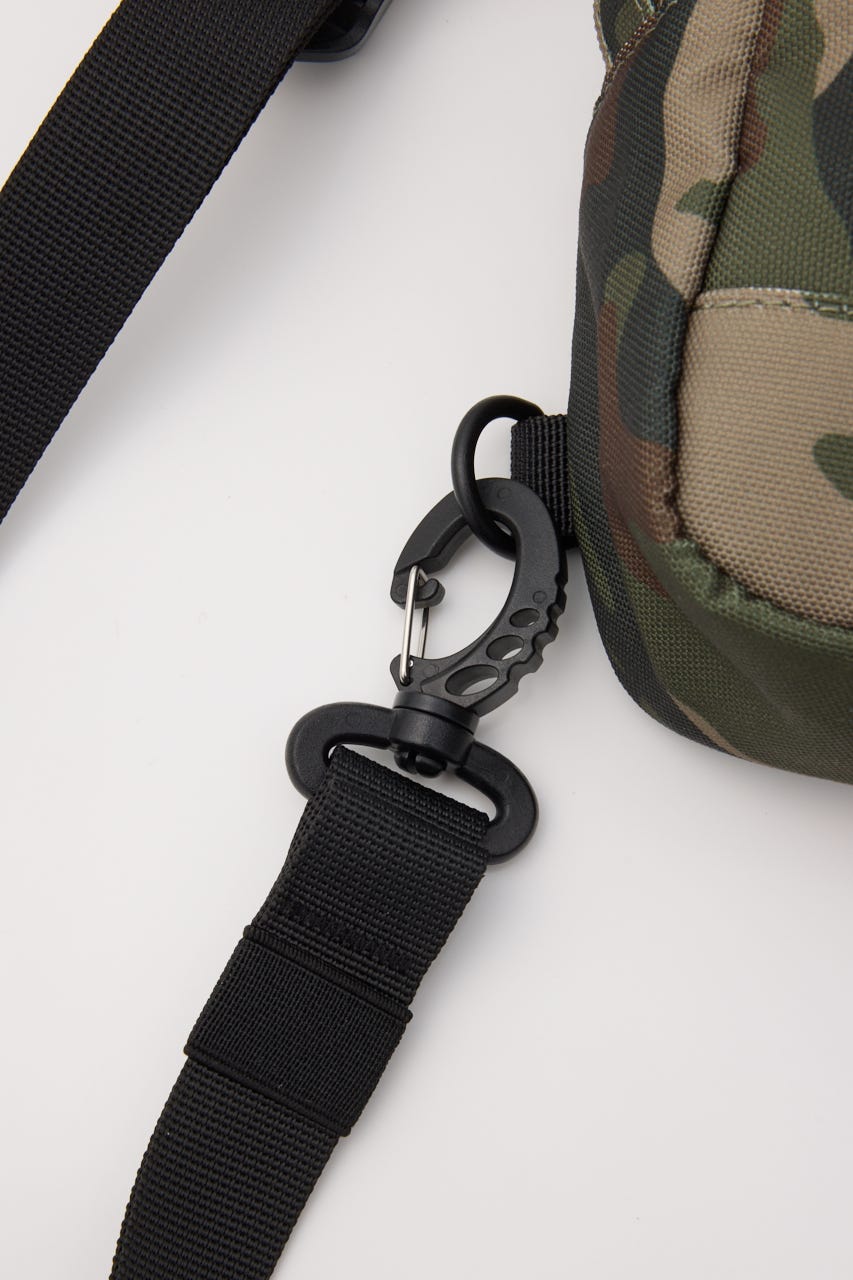 ロゴワンショルダーバッグ 迷彩 FREE