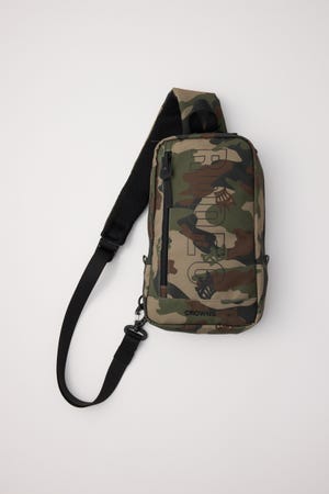 ロゴワンショルダーバッグ