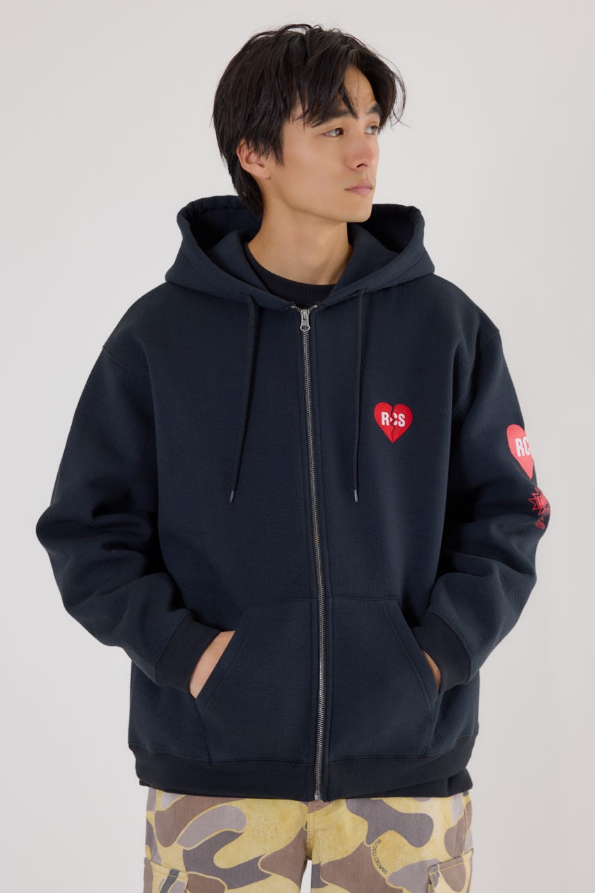 RODEO CROWNS WIDE BOWLのハートブレイクZIPパーカー