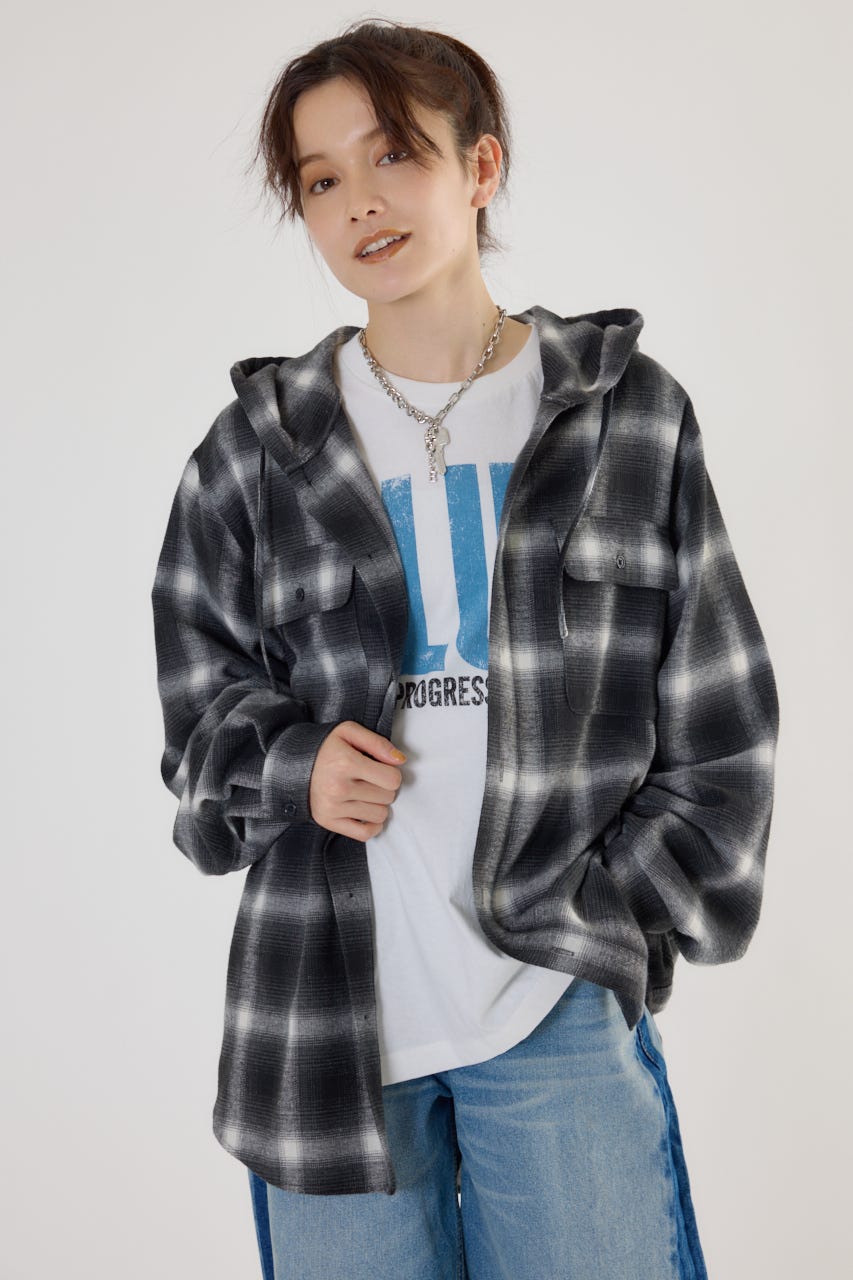 RODEO CROWNS WIDE BOWLの【UNISEX】フードチェックシャツ