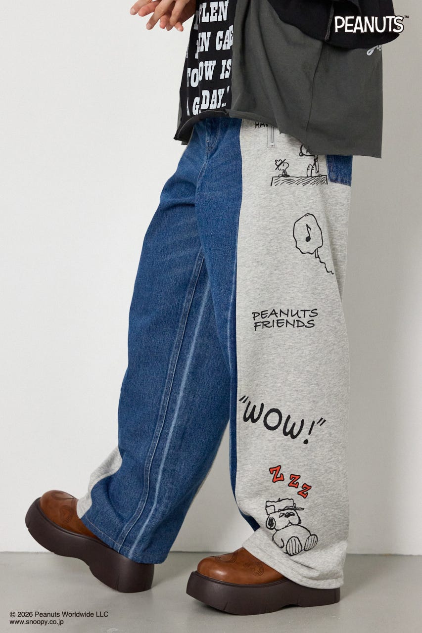 【UNISEX】(PEANUTS)スウェットドッキング リメイクデニム 柄BLU M