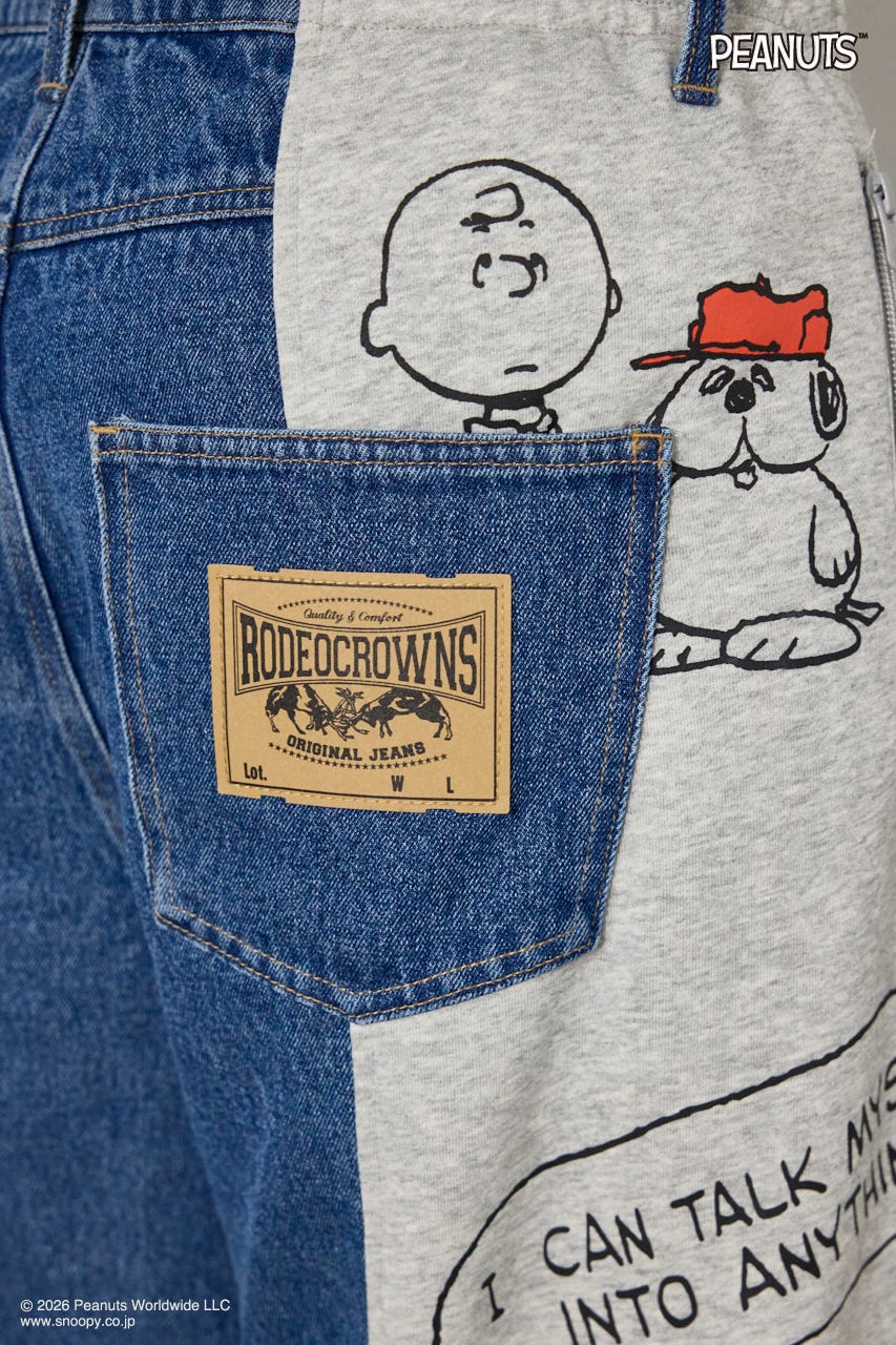 【UNISEX】(PEANUTS)スウェットドッキング リメイクデニム 柄BLU M